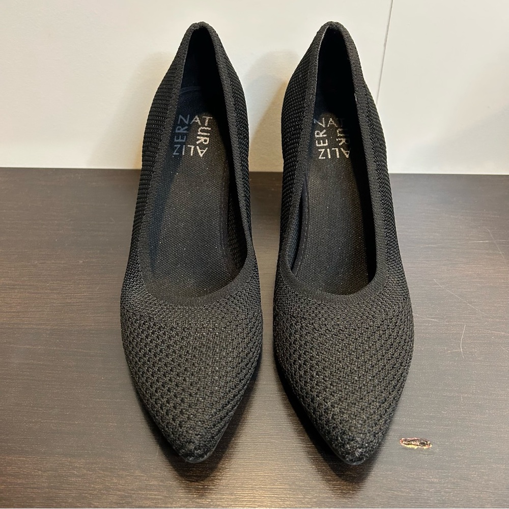 Naturalizer Eternity FlyKnit black pointed toe Heels
